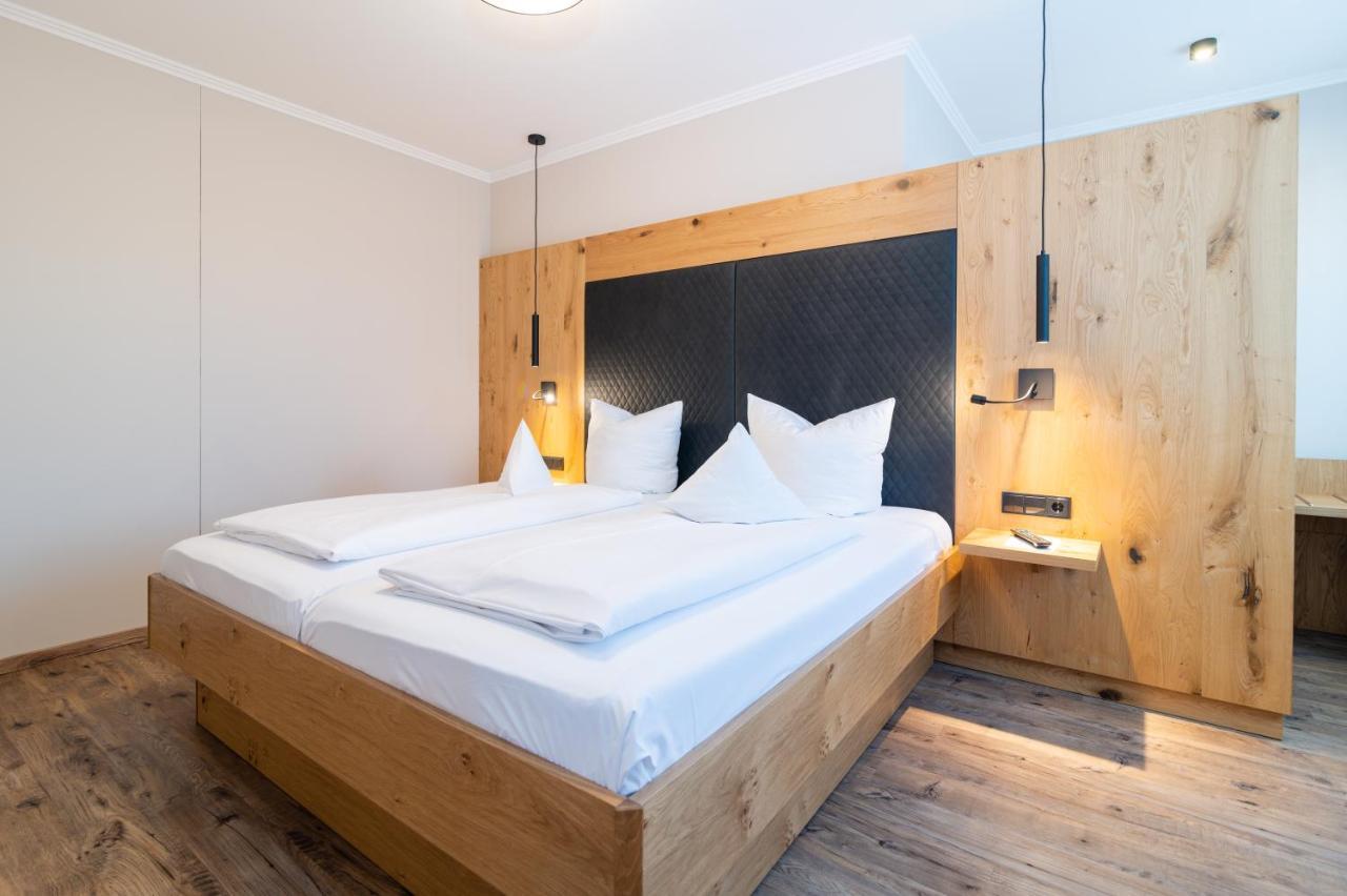 Hotel & Gasthof Richard Held Ratisbona Esterno foto