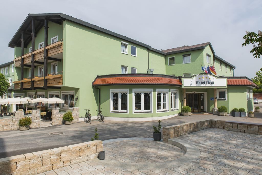Hotel & Gasthof Richard Held Ratisbona Esterno foto