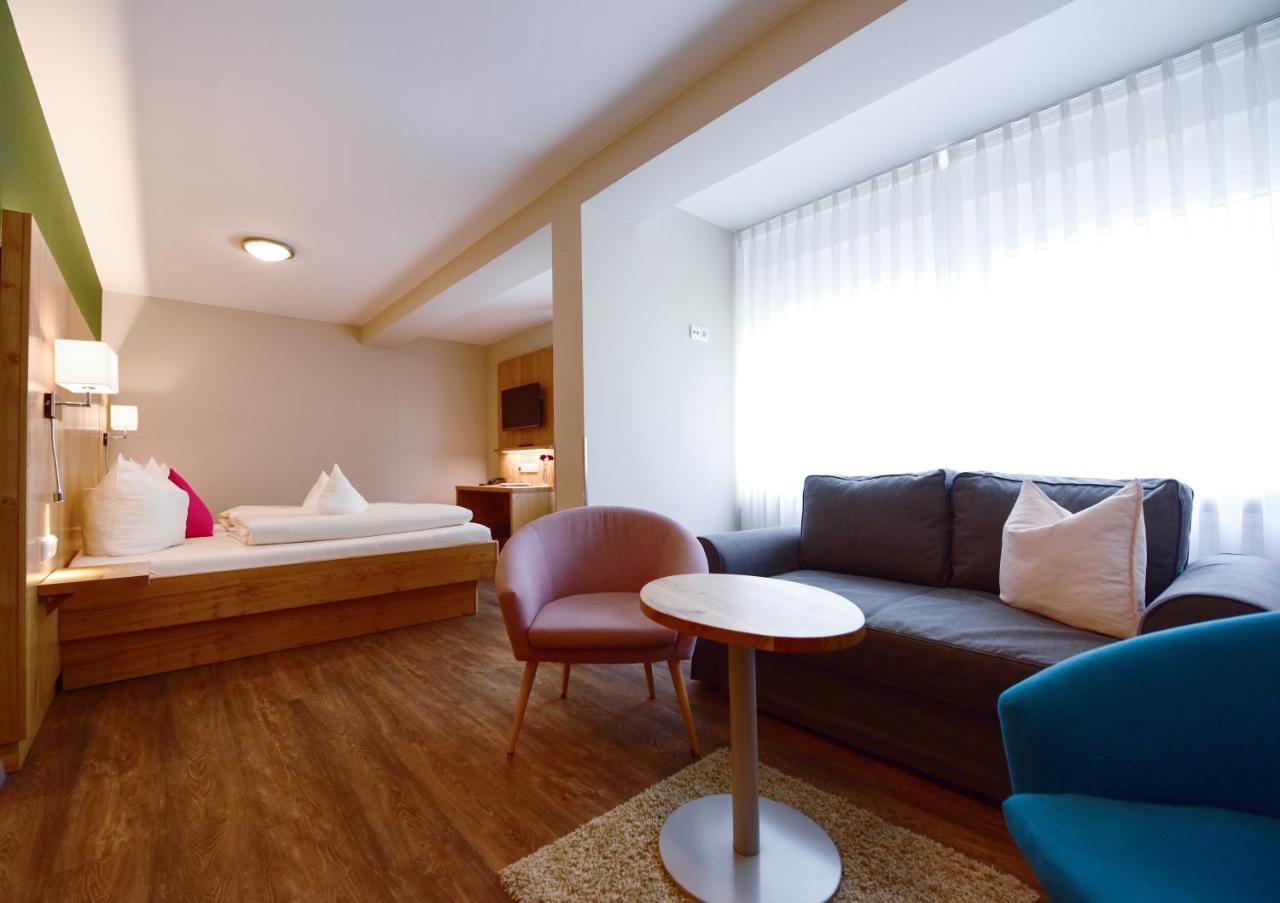 Hotel & Gasthof Richard Held Ratisbona Esterno foto