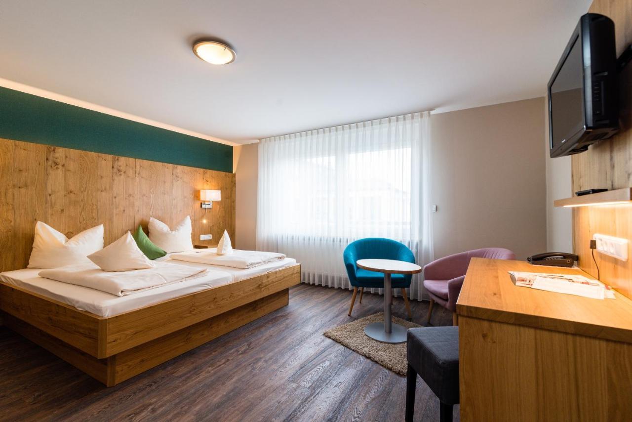 Hotel & Gasthof Richard Held Ratisbona Esterno foto