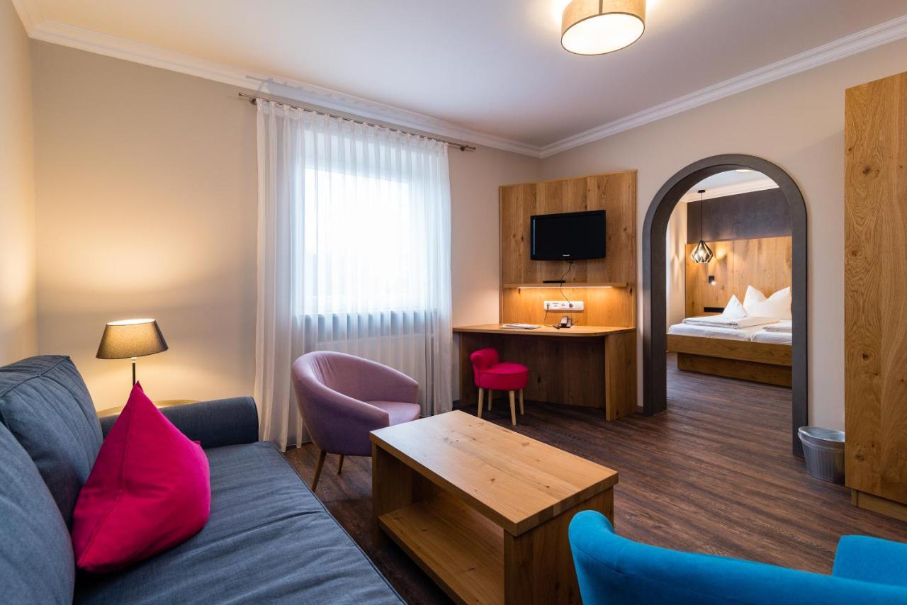 Hotel & Gasthof Richard Held Ratisbona Esterno foto