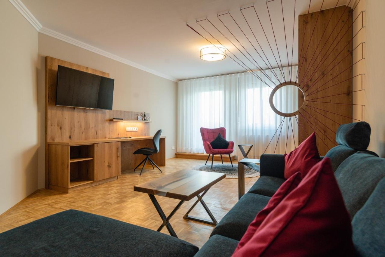 Hotel & Gasthof Richard Held Ratisbona Esterno foto
